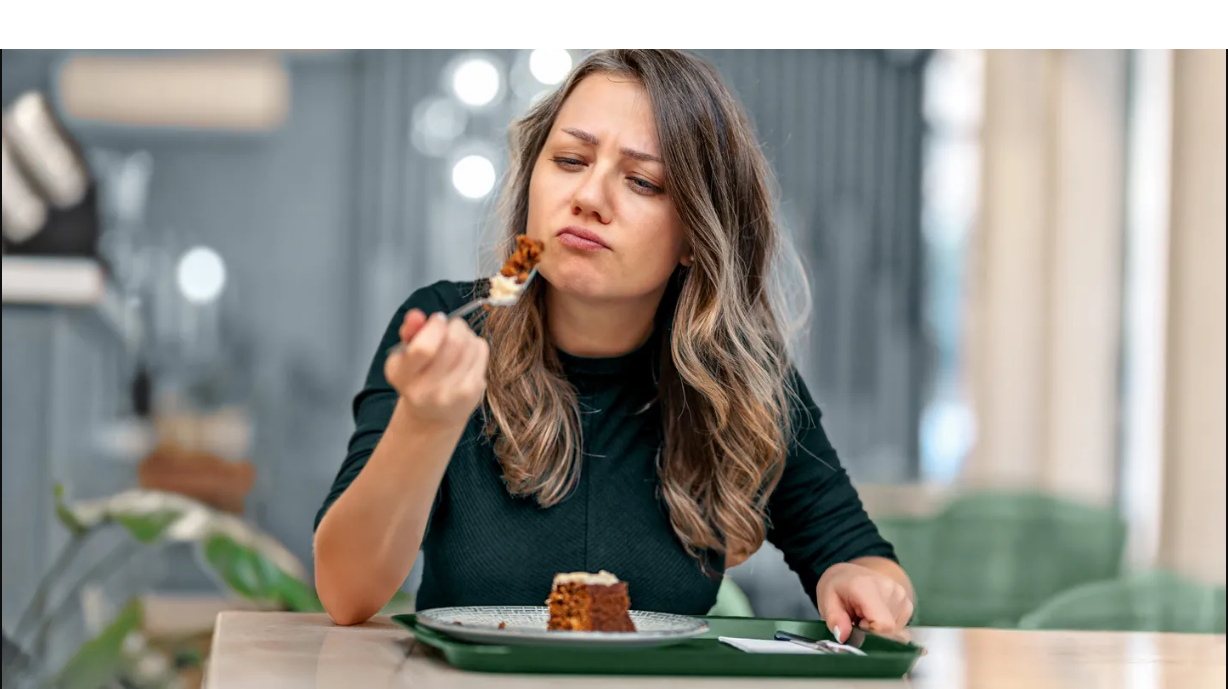 Understanding Why Does the Roof of My.Mouth Hurt When I Eat